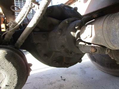 Meritor-Rockwell RS23186 Rear Axle Assembly