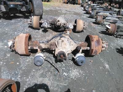 Meritor-Rockwell RSL23161 Rear Axle Assembly