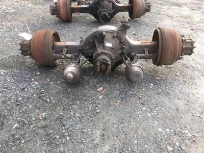 Meritor-Rockwell RSL23186 Rear Axle Assembly