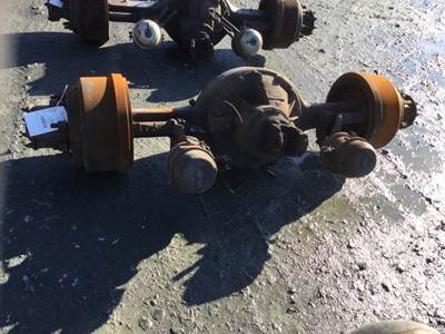 Meritor-Rockwell RSL23186 Rear Axle Assembly