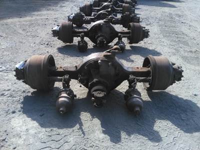 Meritor-Rockwell RSL23186 Rear Axle Assembly