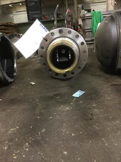 Eaton-Spicer D40155 Front Axle Housing for a Eaton-Spicer D40170