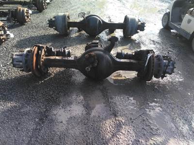 Eaton-Spicer D40155 Front Axle Housing