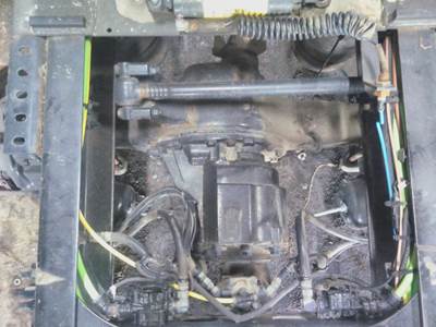 Eaton-Spicer D40155 Front Axle Housing