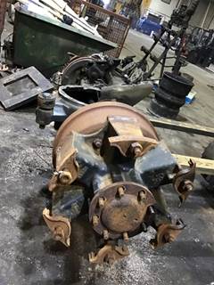 Eaton-Spicer DP521P Front Axle Housing