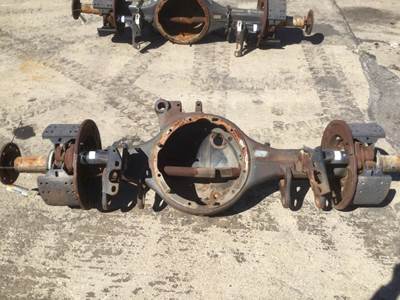 Eaton-Spicer DS402 Front Axle Housing