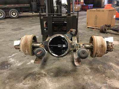 Eaton-Spicer DS402 Front Axle Housing