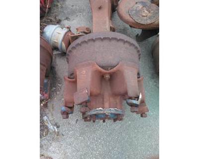 Eaton-Spicer DS402 Front Axle Housing