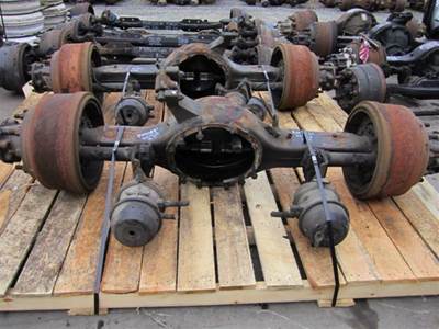 Eaton-Spicer DS404 Front Axle Housing