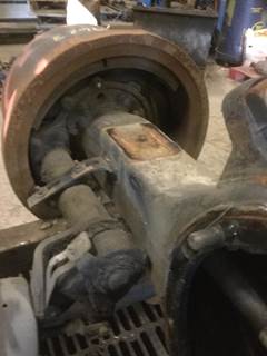 Eaton-Spicer DS404 Front Axle Housing