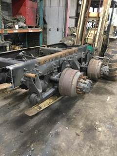 Eaton-Spicer DS404 Front Axle Housing