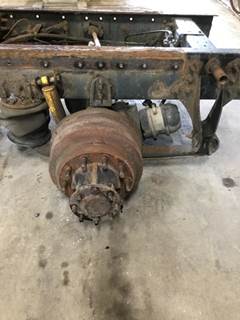 Eaton-Spicer DS404 Front Axle Housing