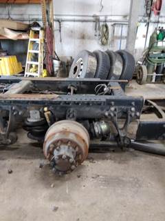 Eaton-Spicer DS404 Front Axle Housing