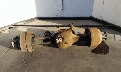 Eaton-Spicer DS404 Front Axle Housing