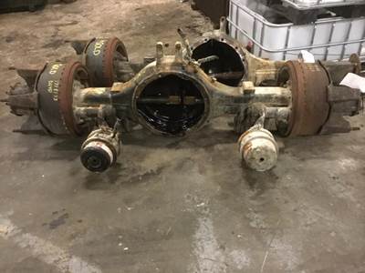 Eaton-Spicer DS451 Front Axle Housing