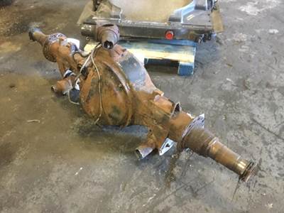 Eaton-Spicer DS461 Front Axle Housing