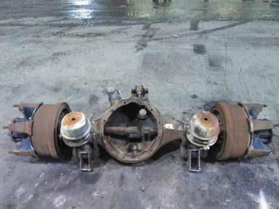 Eaton-Spicer DS461 Front Axle Housing