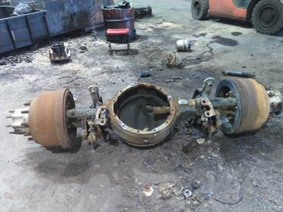 Eaton-Spicer DS461 Front Axle Housing