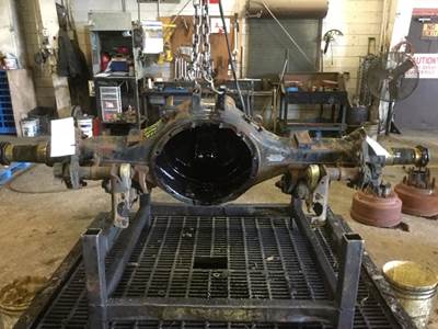 Eaton-Spicer DS461 Front Axle Housing