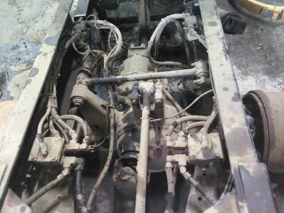 Eaton-Spicer DSH44P Front Axle Housing