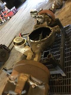 Eaton-Spicer DT402 Front Axle Housing