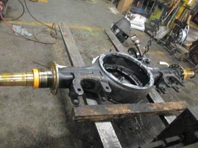 Eaton-Spicer DT461P Front Axle Housing