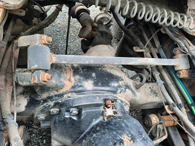 Meritor-Rockwell MD2014X Front Axle Housing