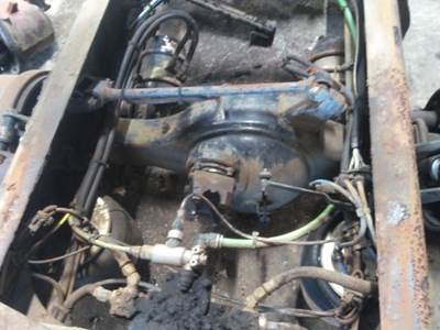 Meritor-Rockwell RD20145 Front Axle Housing