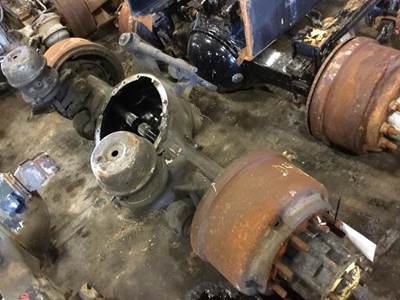 Meritor-Rockwell RD23160 Front Axle Housing