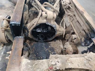 Meritor-Rockwell Front Axle Housing for a Meritor-Rockwell RDL23160