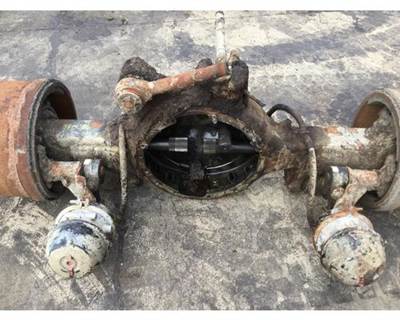 Meritor-Rockwell RD23160 Front Axle Housing