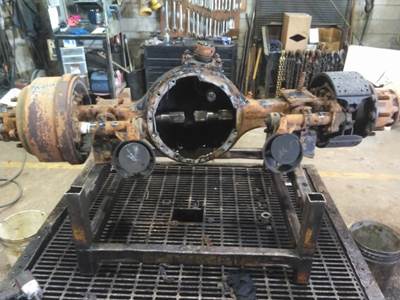 Meritor-Rockwell RDL23160 Front Axle Housing