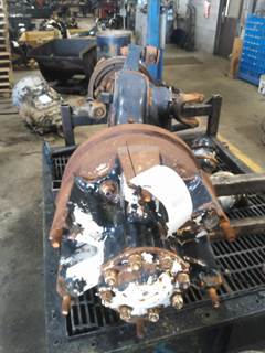 Meritor-Rockwell RP23160 Front Axle Housing