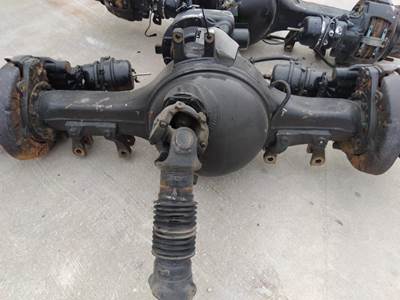 Meritor-Rockwell RP26185 Front Axle Housing