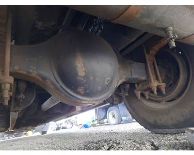 Meritor-Rockwell RS21145 Front Axle Housing