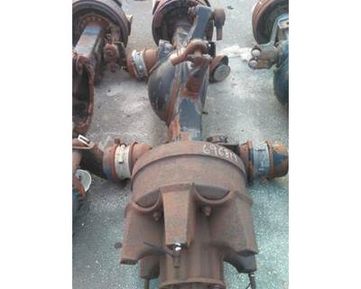 Meritor-Rockwell RT40145F Front Axle Housing