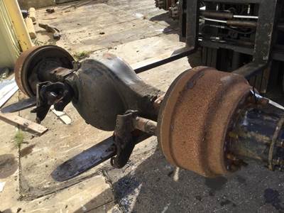 Meritor-Rockwell SQ100F Front Axle Housing