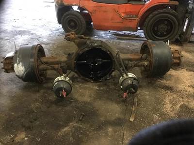 Dana/IHC W230S Rear Axle Housing for a Dana-Ihc W230S