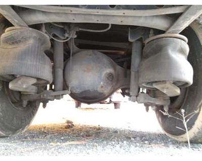 Eaton-Spicer 17060S Rear Axle Housing