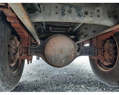 Eaton-Spicer 17060S Rear Axle Housing