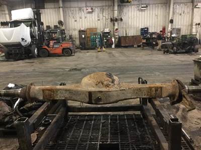 Eaton-Spicer 19050S Rear Axle Housing