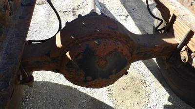 Eaton-Spicer 19060S Rear Axle Housing