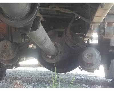 Eaton-Spicer 19060S Rear Axle Housing