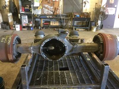 Eaton-Spicer 22060S Rear Axle Housing