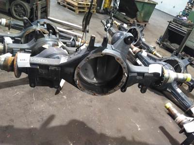 Eaton-Spicer Rear Axle Housing for a Eaton-Spicer R46172