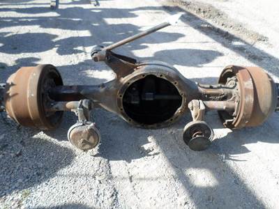 Eaton-Spicer RS402 Rear Axle Housing