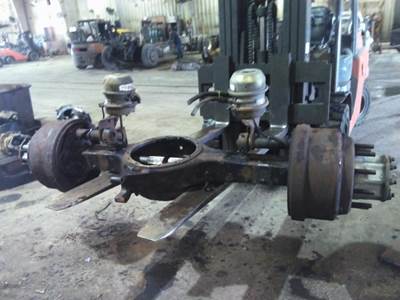 Eaton-Spicer RS404 Rear Axle Housing