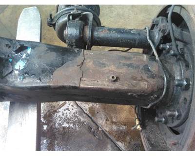 Eaton-Spicer RS404 Rear Axle Housing