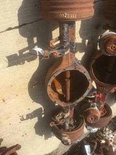 Eaton-Spicer RS461 Rear Axle Housing