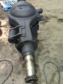 Eaton-Spicer RS461 Rear Axle Housing